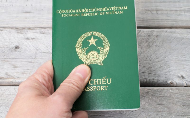 Hướng dẫn tra cứu hộ chiếu xuất nhập cảnh